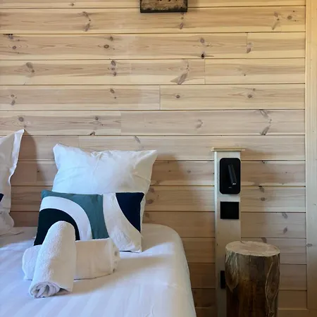 Sainte Anne Hotel *