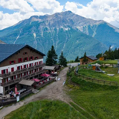 Sainte-anne Hotel